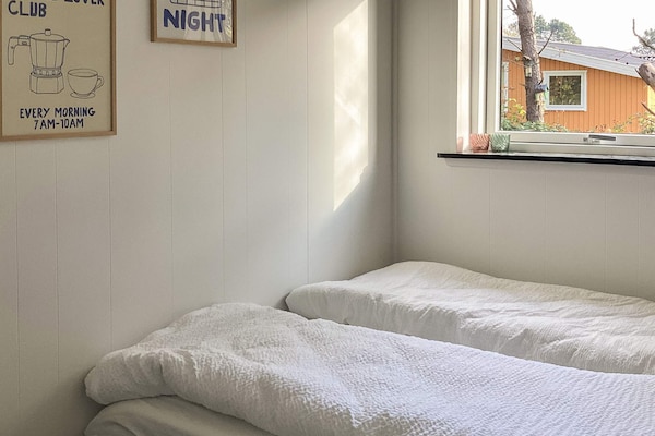 Foto van Huisdiervriendelijk verblijf vlakbij het strand - Vakantiehuis in Dannemare - Indoor