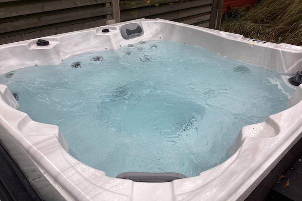 Foto van Kusthut met hottub - Vakantiehuis in Hals - Spa