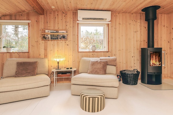 Foto van Kusthut met hottub - Vakantiehuis in Hals - Indoor