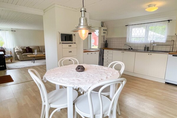 Foto van 6 Personen vakantie huis in LÖTTORP - Vakantiehuis in LÖTTORP - Indoor