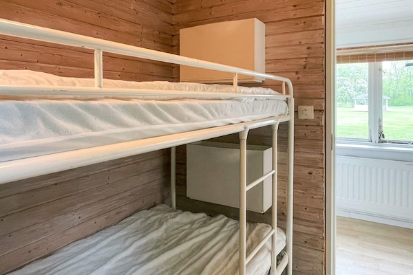 Foto van 6 Personen vakantie huis in LÖTTORP - Vakantiehuis in LÖTTORP - Indoor