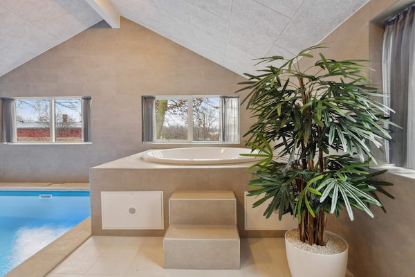 Foto van 5 sterren vakantie huis in Glesborg - Vakantiehuis in Glesborg - Pool