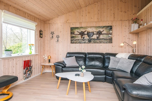Foto van Huis met houtkachel en aanbouw - Vakantiehuis in Hemmet - Indoor