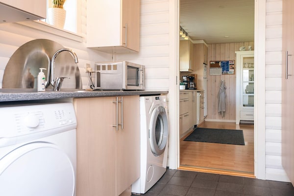 Foto van Huis met houtkachel en aanbouw - Vakantiehuis in Hemmet - Indoor
