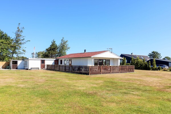 Foto van 5 Personen vakantie huis in Hadsund - Vakantiehuis in Hadsund - Outdoor