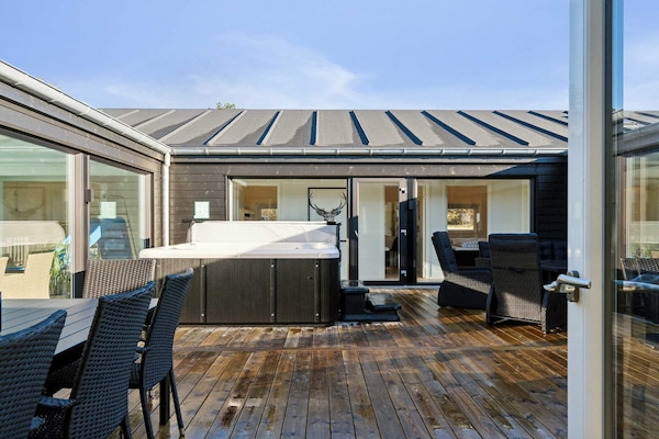 Foto van 5 sterren vakantie huis in Hasle - Vakantiehuis in Hasle - Outdoor