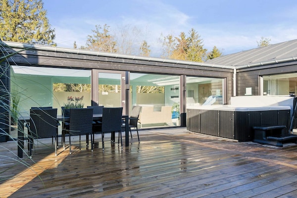 Foto van 5 sterren vakantie huis in Hasle - Vakantiehuis in Hasle - Outdoor