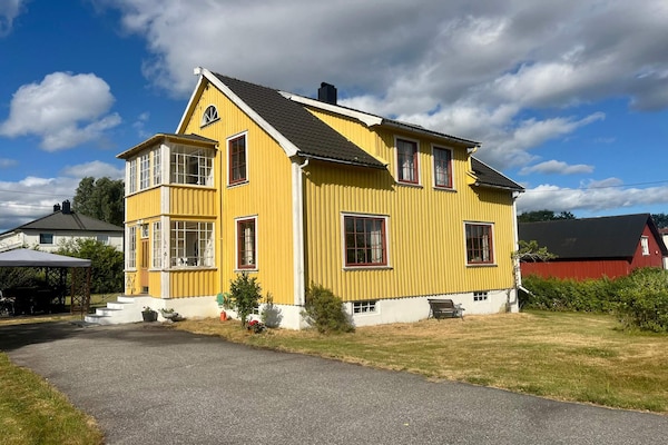 Foto van 4 sterren vakantie huis in Hornnes - Vakantiehuis in Hornnes - Outdoor