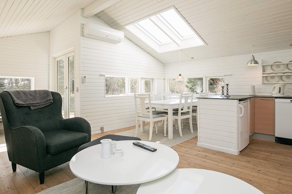 Foto van Rustig toevluchtsoord in Rabjerg -- By Traum Ferienwohnungen - Indoor