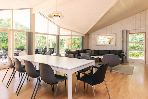 Foto van 10 persoons vakantie huis in Væggerløse-By Traum - Indoor