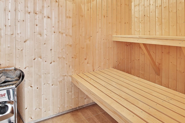 Foto van Luxe zwembadresort Udsholt - Vakantiehuis in Græsted - Sauna