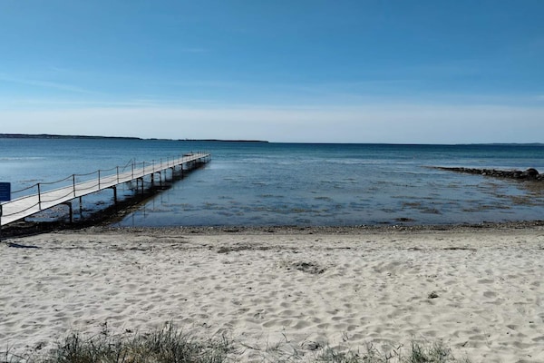Foto van Gerenoveerd vakantiehuis in een rustige omgeving - Vakantiehuis in Ebeltoft - WaterView