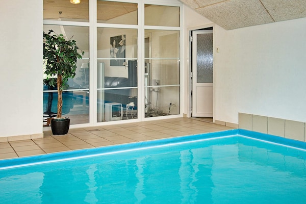 Foto van 18 persoons vakantie huis in Ulfborg-By Traum - Vakantiehuis in Ulfborg - Pool