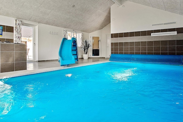 Foto van 20 persoons vakantie huis in Hasselberg - Vakantiehuis in Kappeln - Pool