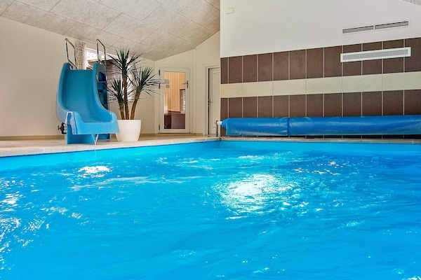 Foto van 24 persoons vakantie huis in Hasselberg - Vakantiehuis in Kappeln - Pool