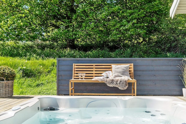 Foto van Luxe Zwembad Retreat -- By Traum Ferienwohnungen - Vakantiehuis in Vejby - Spa