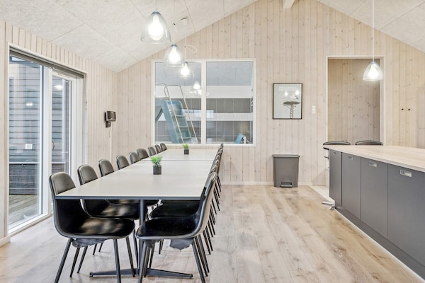 Foto van Luxe Zwembad Retreat -- By Traum Ferienwohnungen - Vakantiehuis in Vejby - Indoor