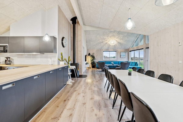 Foto van Luxe Zwembad Retreat -- By Traum Ferienwohnungen - Vakantiehuis in Vejby - Indoor