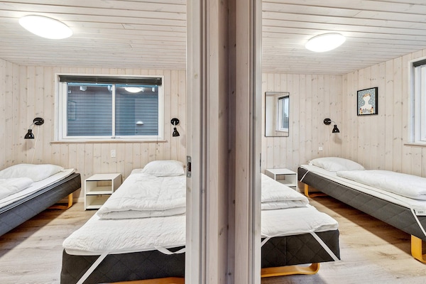 Foto van Luxe Zwembad Retreat -- By Traum Ferienwohnungen - Vakantiehuis in Vejby - Indoor