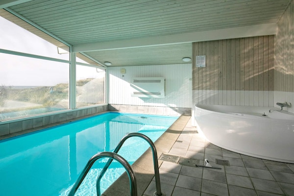 Foto van 10 persoons vakantie huis in Løkken - Vakantiehuis in Løkken - Pool