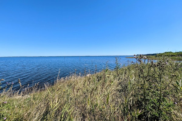 Foto van Afgelegen oase bij fjord -- By Traum Ferienwohnungen - WaterView