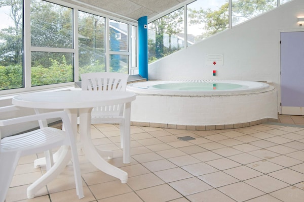 Foto van 4 persoons vakantie huis op een vakantie park in Hemmet - Spa
