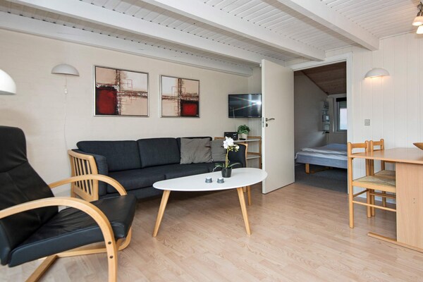 Foto van 4 persoons vakantie huis op een vakantie park in Hemmet - Indoor