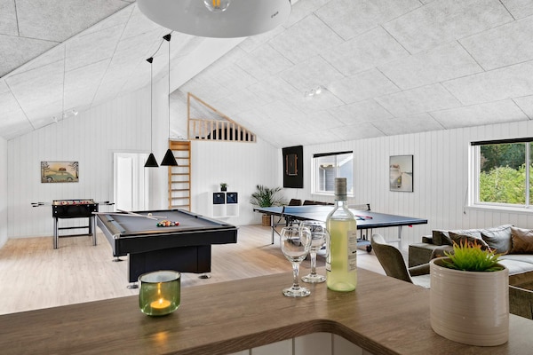 Foto van Luxe vakantieverblijf met zwembad - Vakantiehuis in Frederiksværk - Indoor
