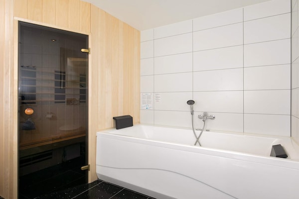 Foto van Luxe kust retraite -- By Traum Ferienwohnungen - Vakantiehuis in Brovst - Spa