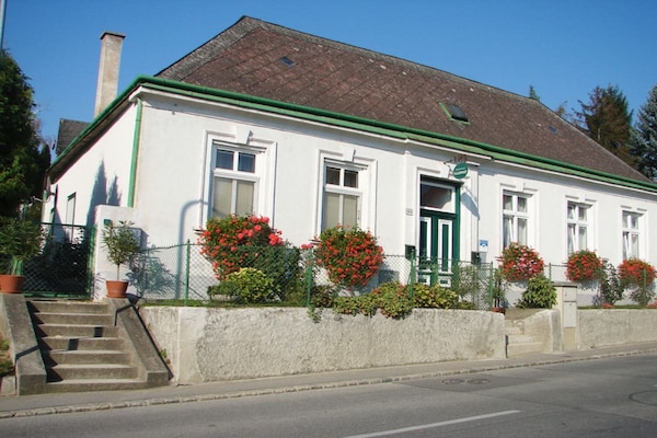 Foto van 3 Weingut Hauerhof 99 - Vakantiehuis in Klosterneuburg - Untagged