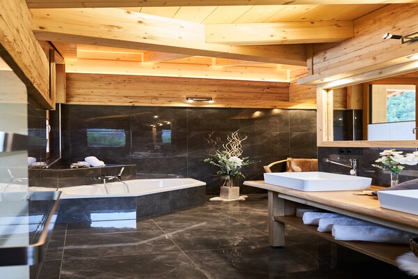Foto van Chalet in Leutasch bij Ski Trails - Vakantiehuis in Leutasch - BathRoom