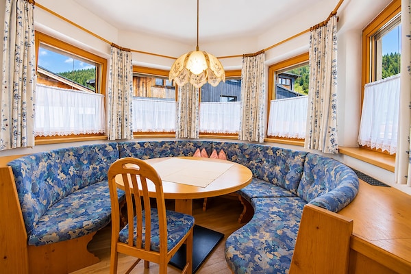 Foto van Modern vakantieappartement vlakbij de Achensee - Vakantiehuis in Achenkirch - DiningRoom