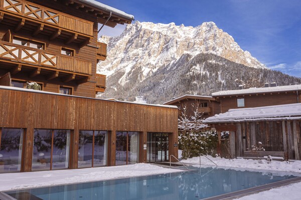 Foto van Ruim appartement met zwembad (zonder borg) - Vakantiehuis in Ehrwald - ExteriorWinter