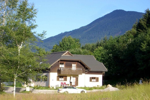Foto van Bosrijk uitzicht bij het Drau-stuwmeer - Vakantiehuis in Feistritz im Rosental - Untagged