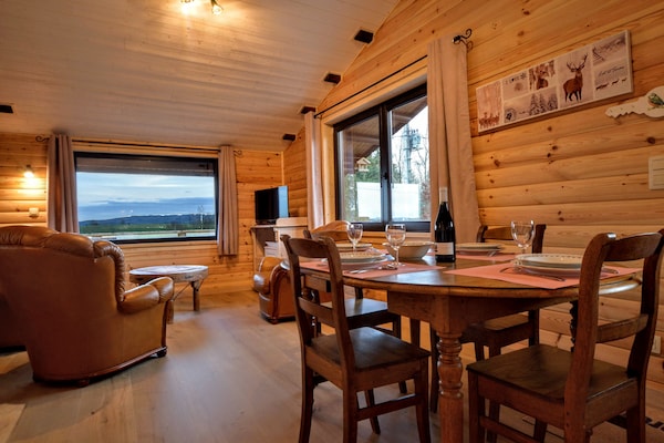 Foto van Chalet met panoramisch uitzicht en omheinde tuin. - Vakantiehuis in Tenneville - DiningRoom