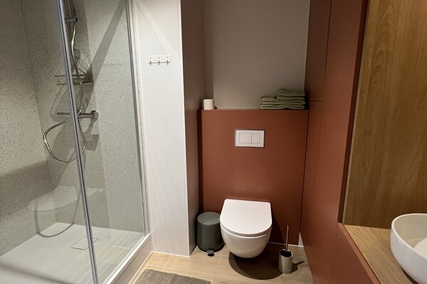 Foto van Gezellig appartement in Bree voor 2 gasten - Vakantiehuis in Bree - BathRoom
