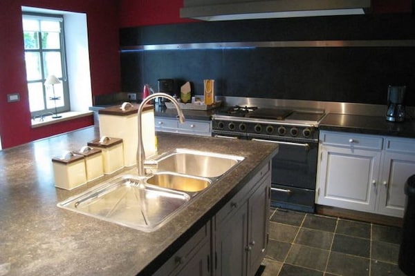 Foto van Ruime plek in Hamoir - Vakantiehuis in Hamoir - Kitchen