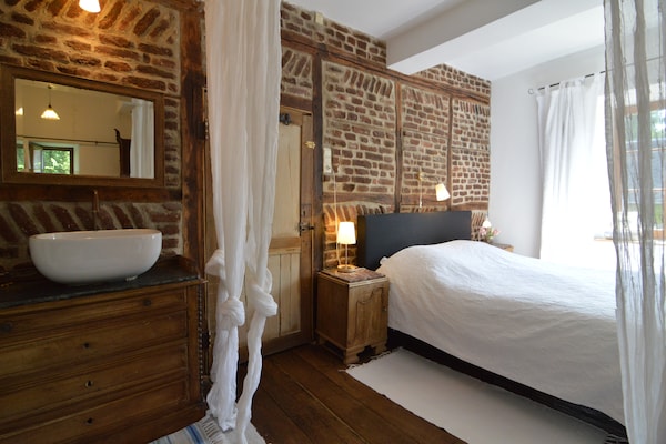 Foto van Elegant verblijf, Comblain-Fairon - Vakantiehuis in Comblain-Fairon - BedRoom