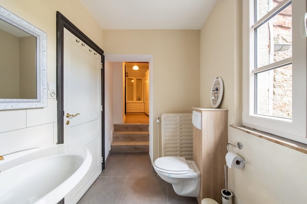 Foto van Gezellig vakantiehuis in Vresse-sur-Semois met terras - BathRoom