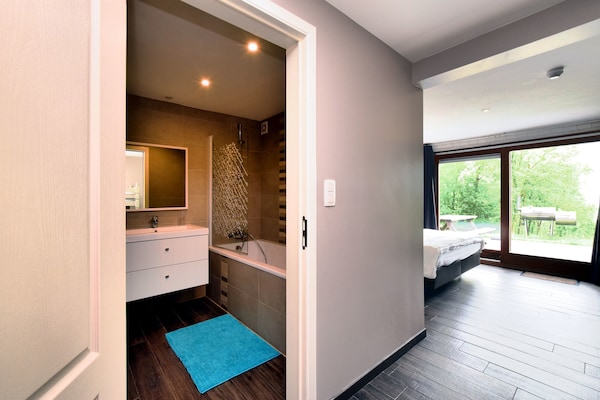 Foto van Luxe chalet in Beauraing met 2 sauna's - Vakantiehuis in Beauraing - BedRoom