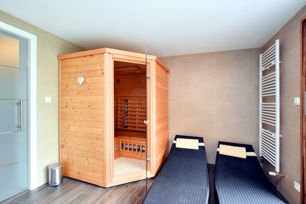 Foto van Luxe chalet in Beauraing met 2 sauna's - Vakantiehuis in Beauraing - Wellness