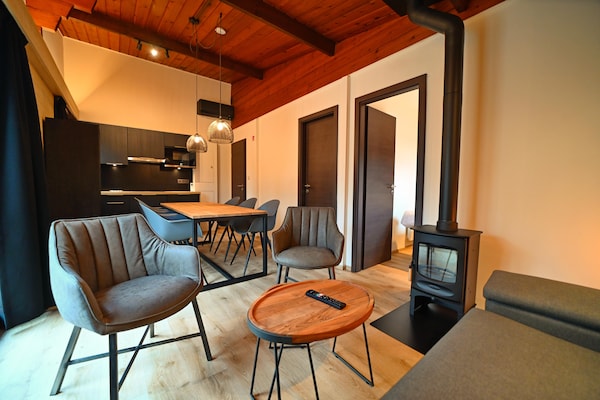 Foto van Chalet in België bij wandelroutes - Vakantiehuis in Viroinval - LivingRoom