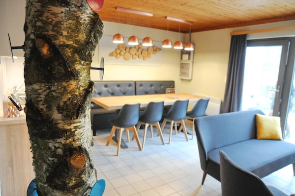 Foto van Vakantiehuis in Vielsalm met Uitzicht op Meer - Vakantiehuis in Vielsalm - LivingRoom