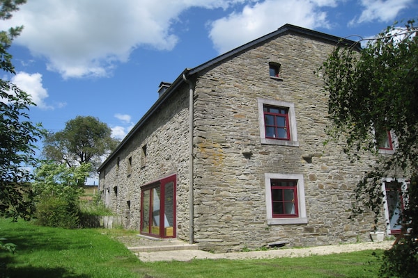 Foto van Luxe boerderij in Rondu Luxemburg - Vakantiehuis in Libramont - ExteriorSummer