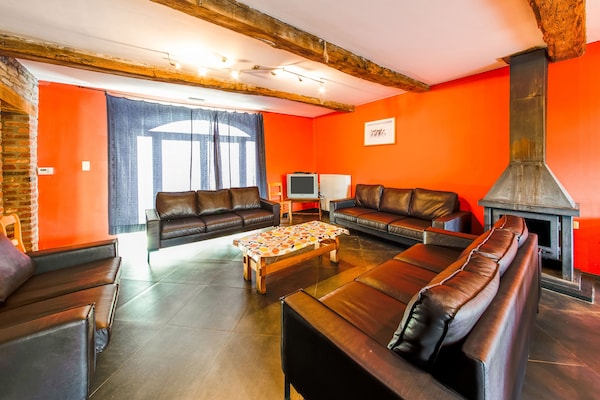 Foto van Rustiek landgoed met sauna - Vakantiehuis in Ambly - LivingRoom