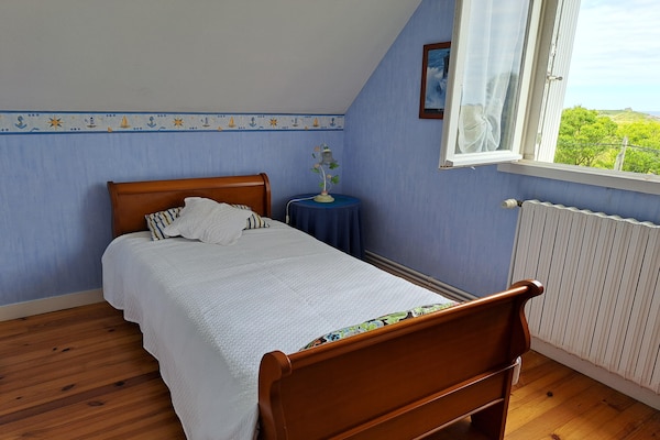 Foto van Huis in Treompan bij Zandstrand - Vakantiehuis in Ploudalmézeau - BedRoom