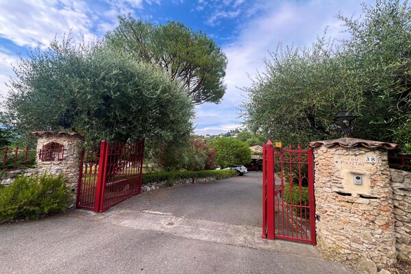 Foto van Villa Lou Pantail, Cagnes-sur-Mer - Vakantiehuis in Cagnes-sur-Mer - AreaSummer20KM