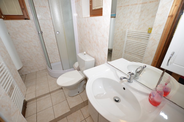 Foto van Chalet in Malá Skála bij Skiliften - Vakantiehuis in Malá Skála - BathRoom