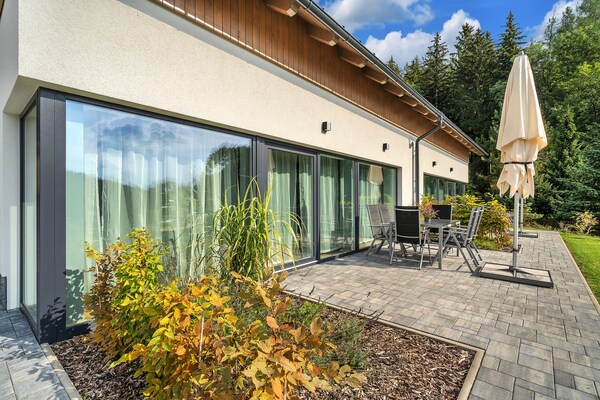 Foto van Villa bij Skigebied Cerny Dul - Vakantiehuis in Cerný Dul - terrace