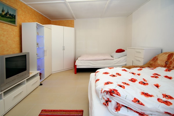 Foto van Bungalow Garden Idylle, Berlijn - Vakantiehuis in Berlin - BedRoom